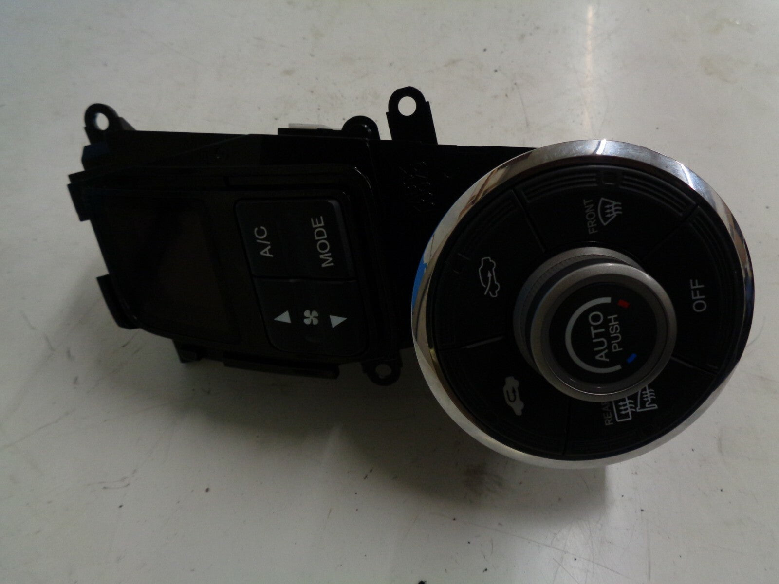 HONDA INSIGHT HYBRID MK2 2011 HEATER CLIMATE CONTROL PANEL SWITCH