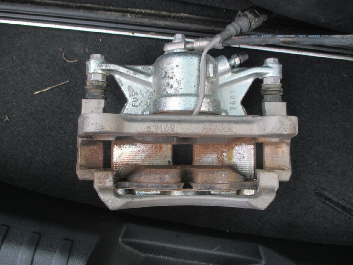 SEAT LEON MK4 2021 EHYBRID 1.4 PETROL OSF DRIVER SIDE FRONT BRAKE CALIPER SENSOR