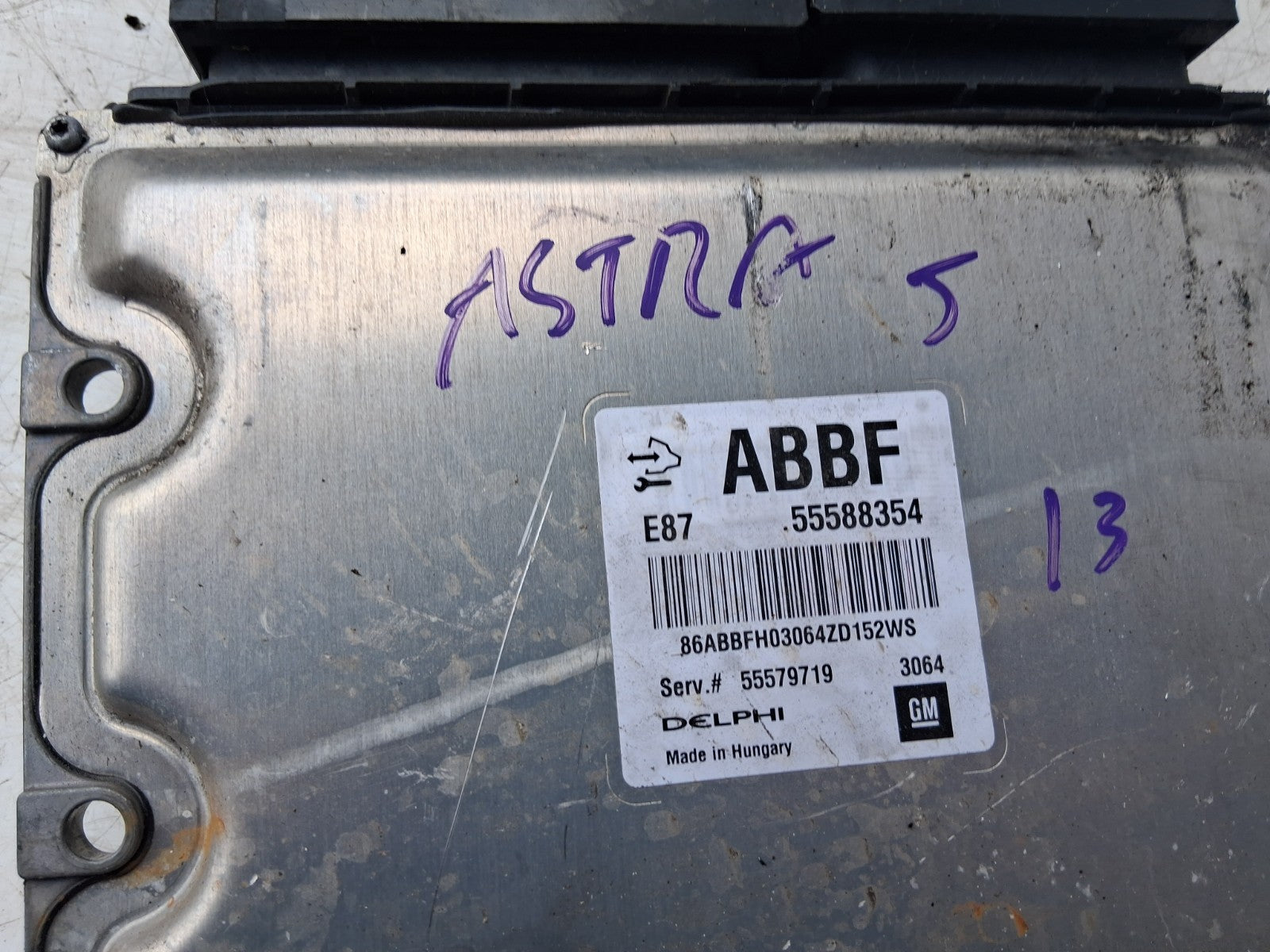 2013 VAUXHALL ASTRA J 1.7 DIESEL ECU ENGINE CONTROL UNIT 55588354