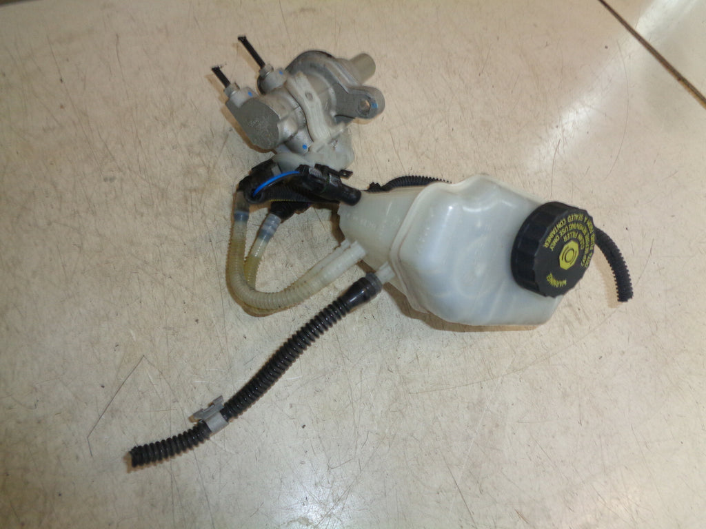 VAUXHALL CORSA D 2013 BRAKE MASTER CYLINDER RESERVOIR
