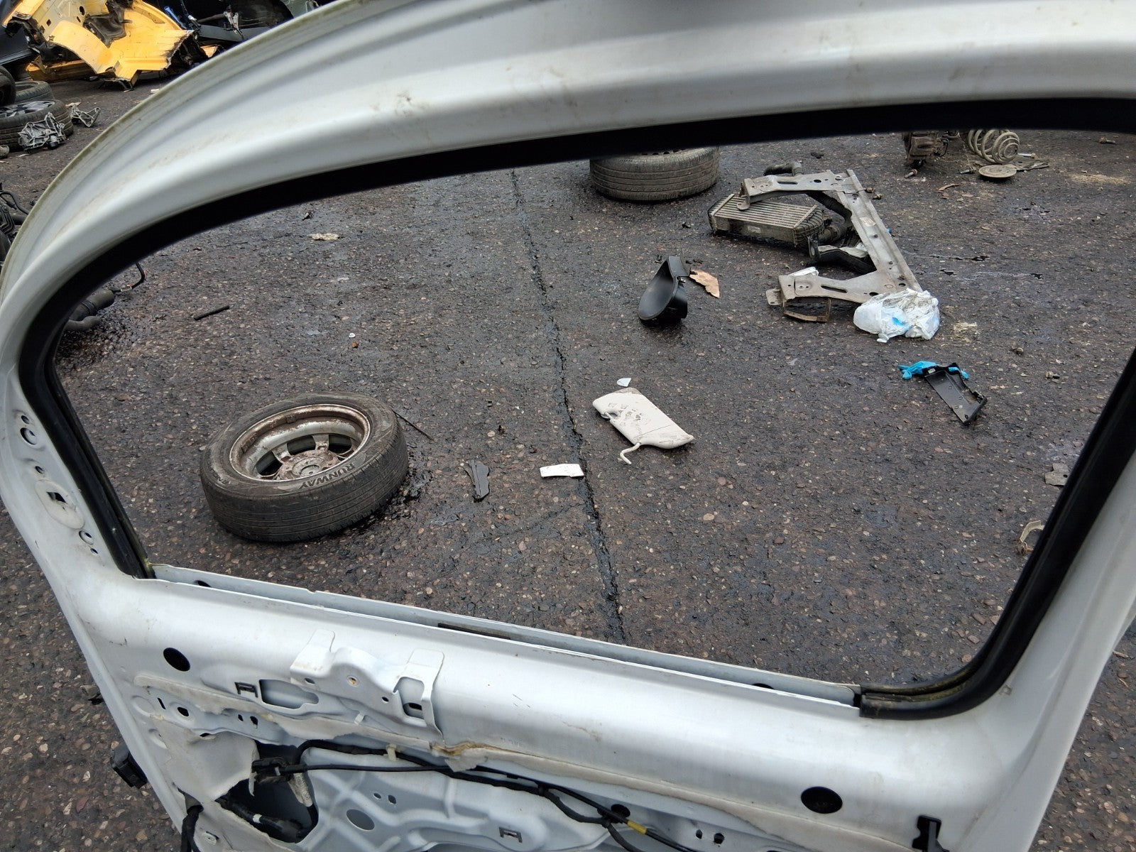 2018 MERCEDES BENZ CITAN W415 OSF DRIVER SIDE FRONT RIGHT BARE DOOR WHITE