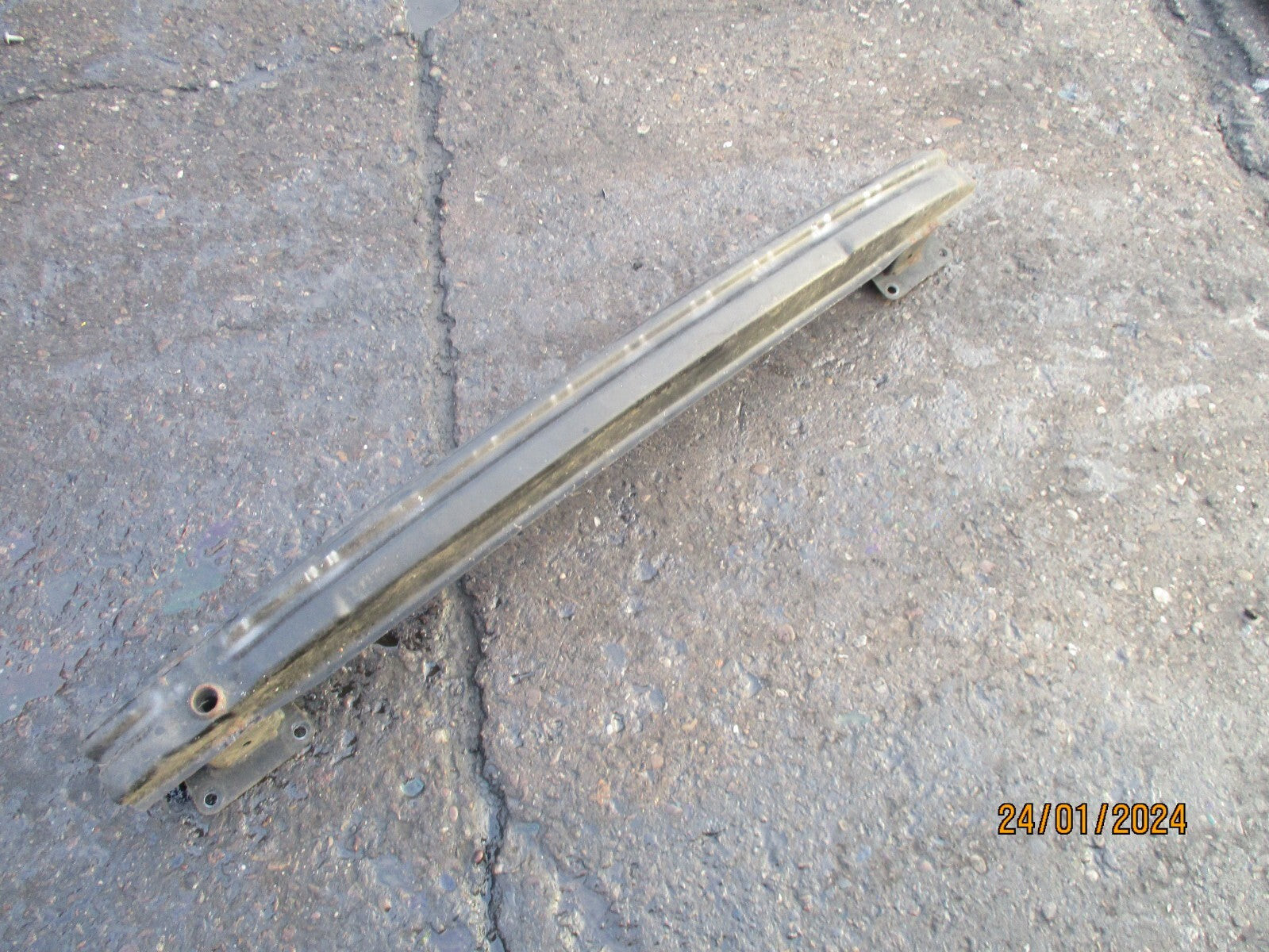 VW VOLKSWAGEN PASSAT B6 SALOON 2008 REAR BUMPER CRASH REINFORCEMENT BAR