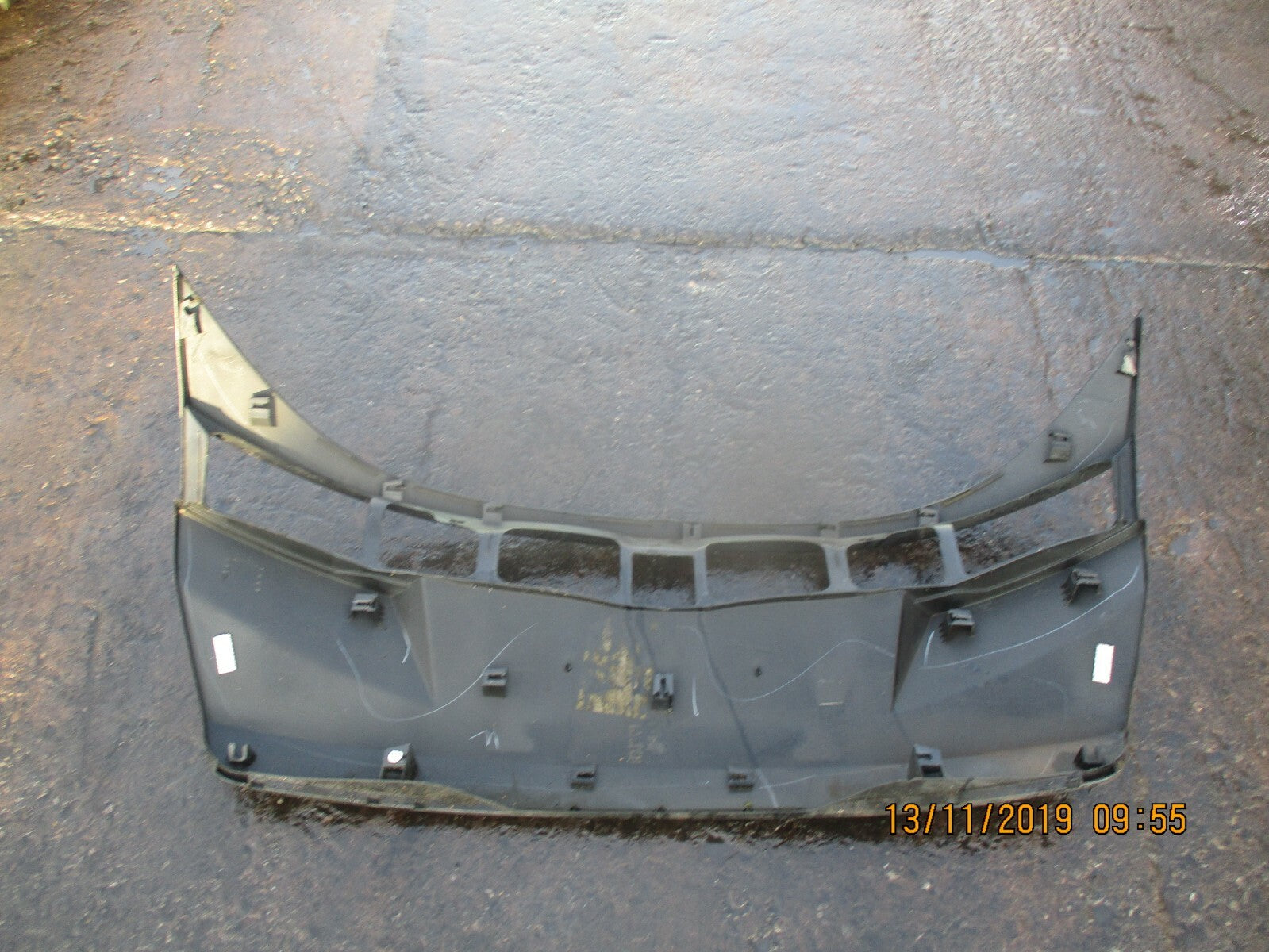 HONDA CIVIC 2009 REAR BACK BOOT LID TAILGATE PLASTIC PANEL TRIM GLOSS BLACK