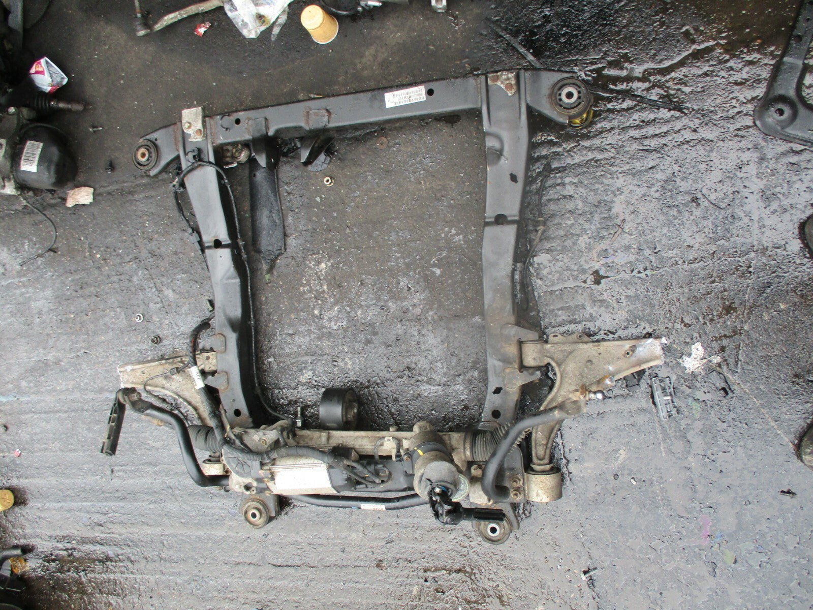 VAUXHALL ASTRA J 2013 FRONT SUB FRAME POWER STEERING RACK 7805177341