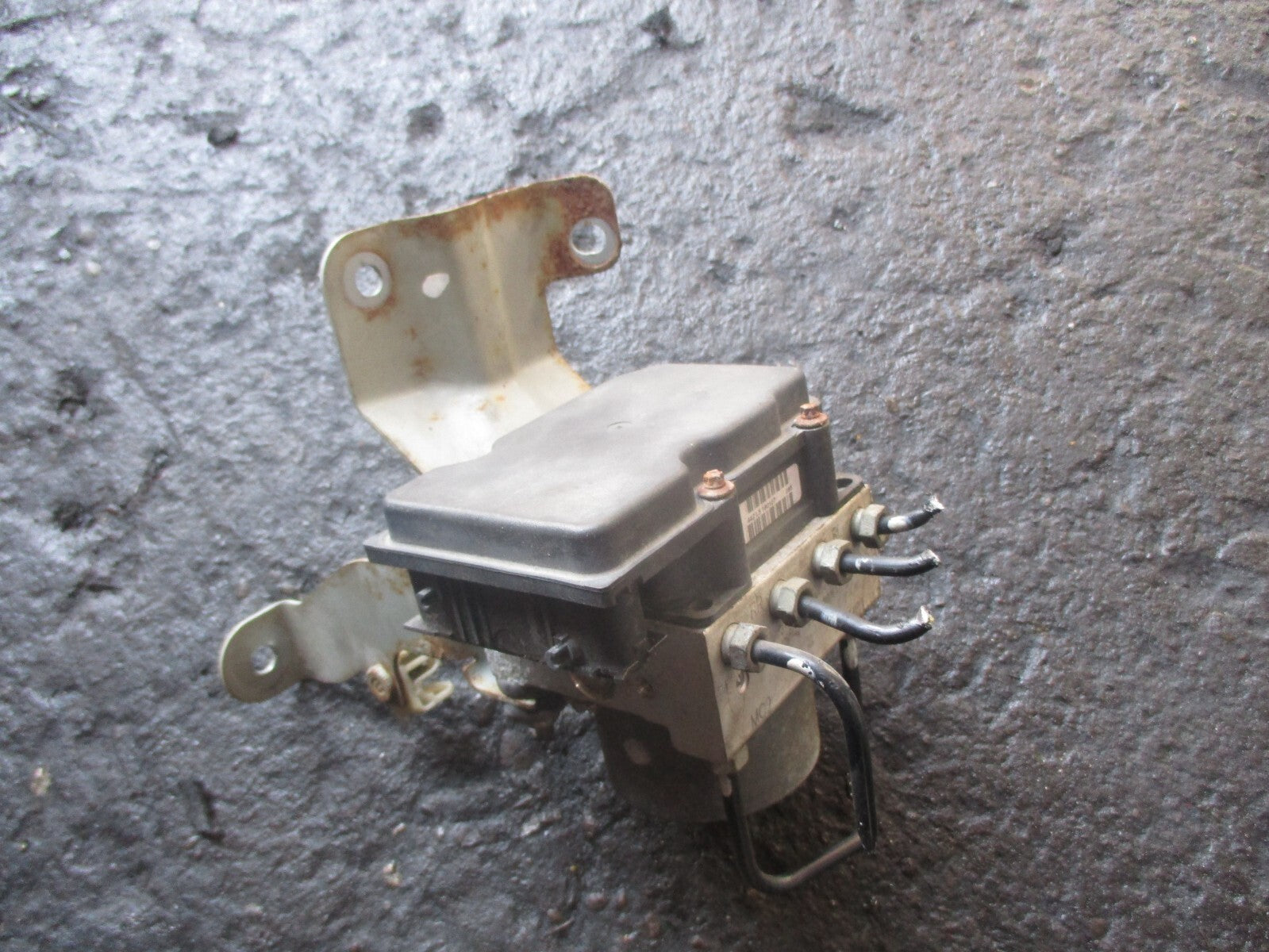 MITSUBISHI COLT 2008 ABS PUMP MODULE A4544200975