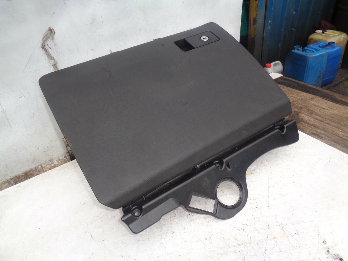 VW VOLKSWAGEN PASSAT B6 2007 PASSENGER SIDE STORAGE COMPARTMENT 3C2857114