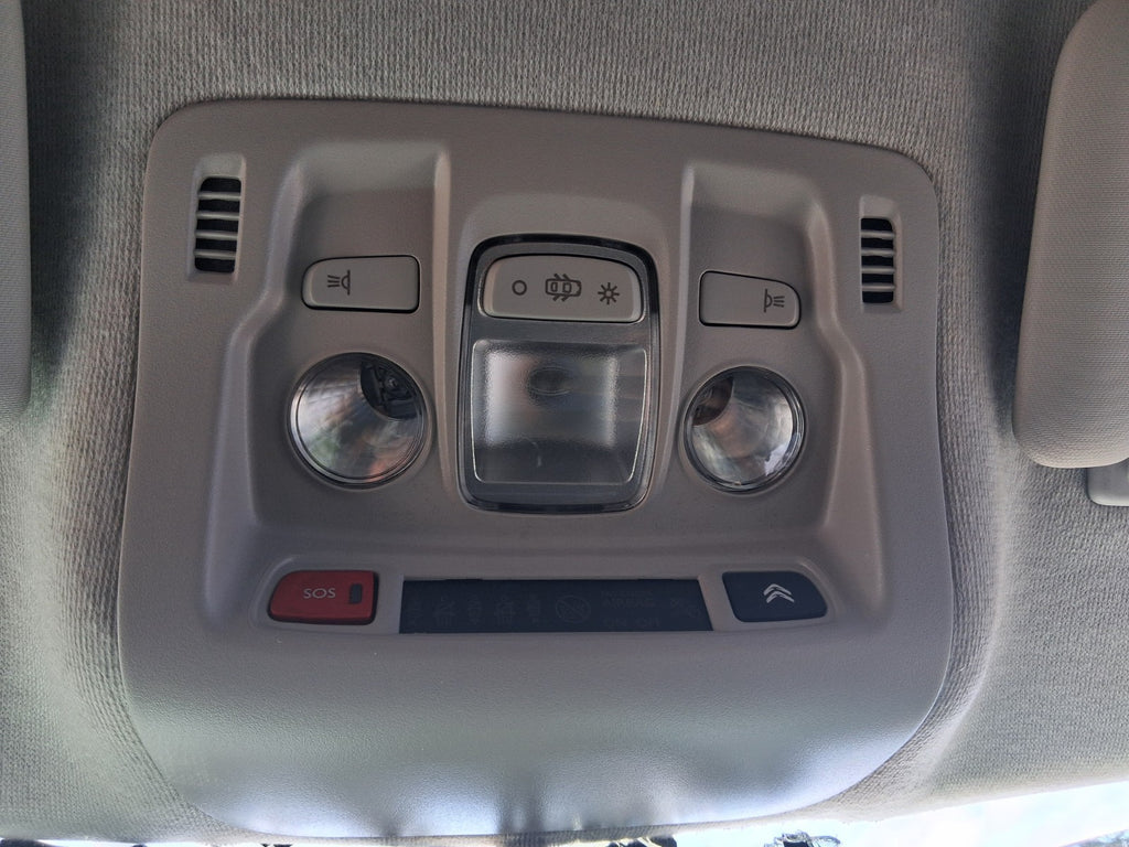 2023 CITROEN C3 MK3 INTERIOR FRONT ROOF READING LIGHT