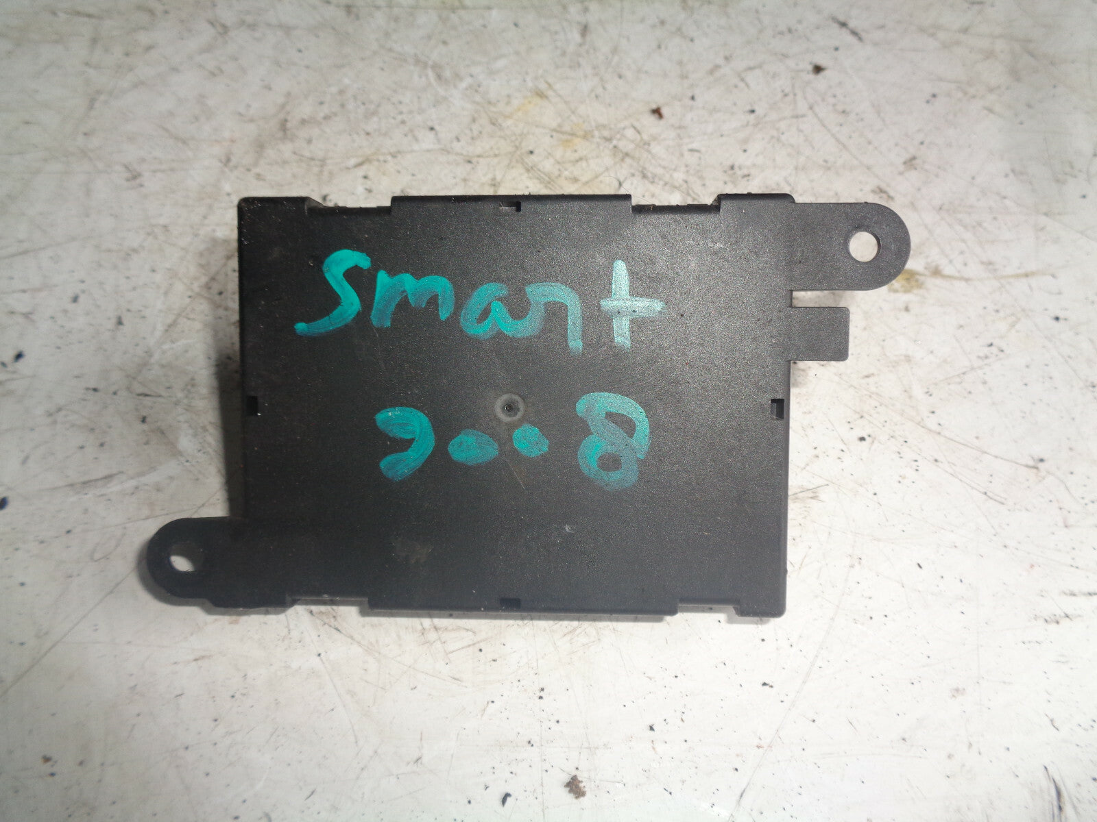 SMART FORTWO 451 CENTRAL LOCKING ECU MODULE A4518200026