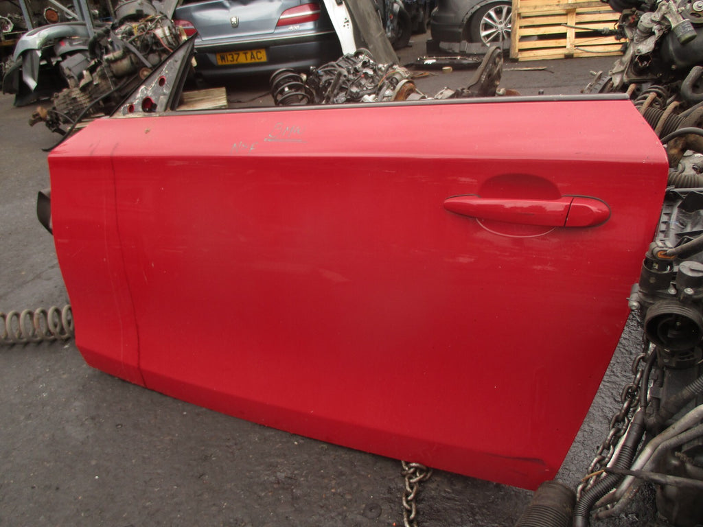 2009 BMW 1 SERIES E82 118D NSF PASSENGER SIDE FRONT LEFT COMPLETE DOOR RED A61