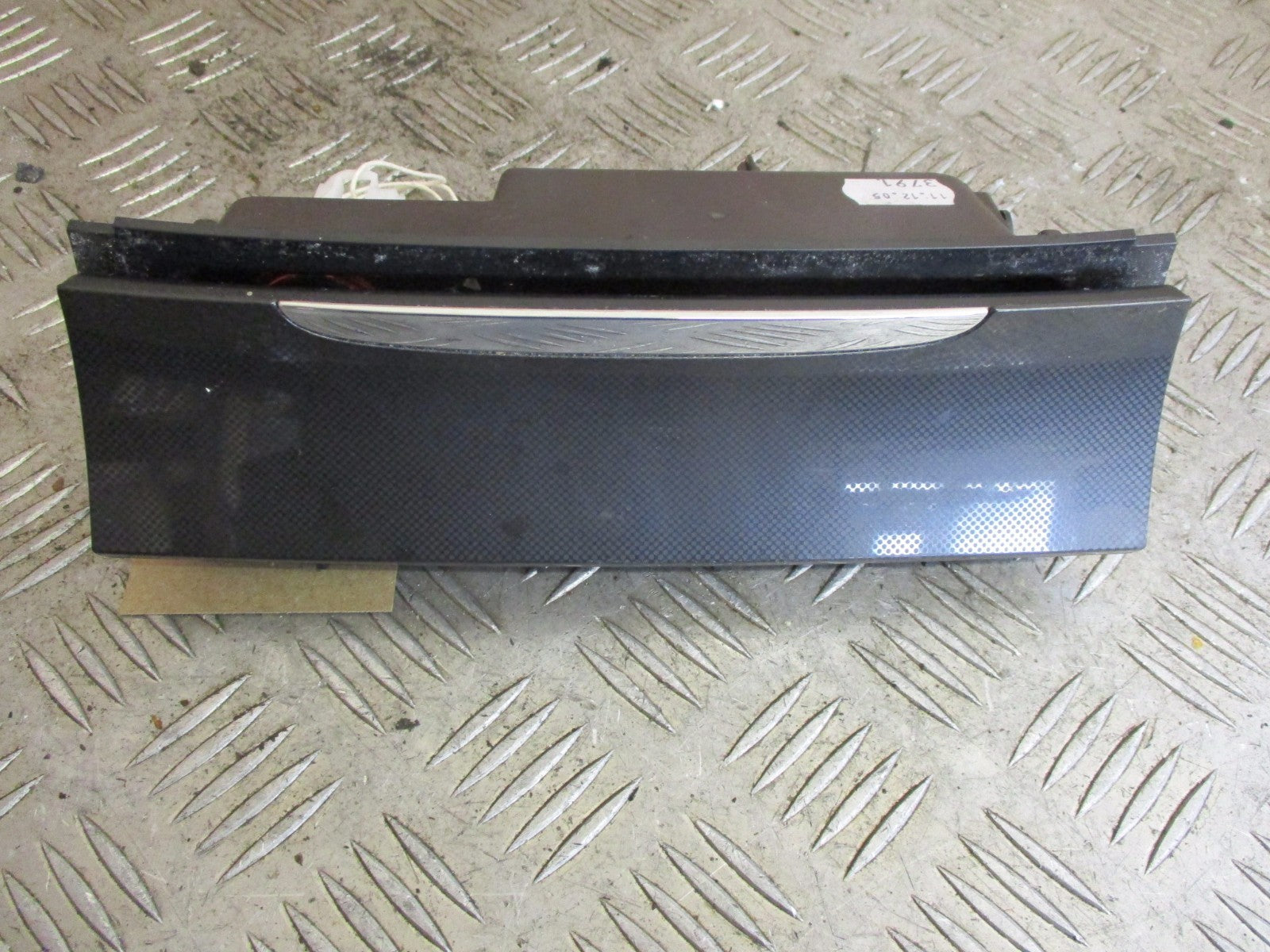 VW PASSAT B6 2006 CENTRE CONSOLE ASHTRAY 318220100