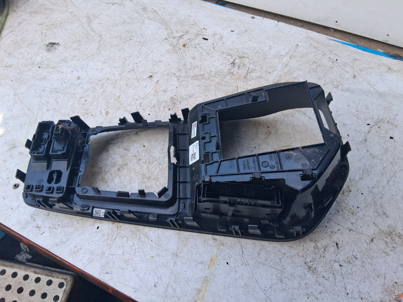 2021 SKODA SCALA GEARSTICK SURROUND TRIM PANEL 656863212A