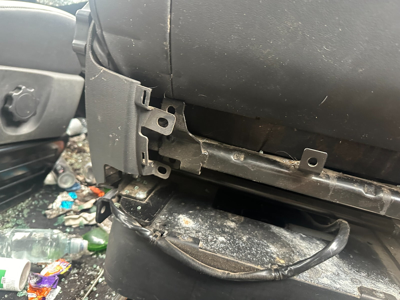 2018 VOLKSWAGEN CARAVELLE DRIVER FRONT SEAT DOUBLE ARM REST AUTOADAPT 6WAY TURNY