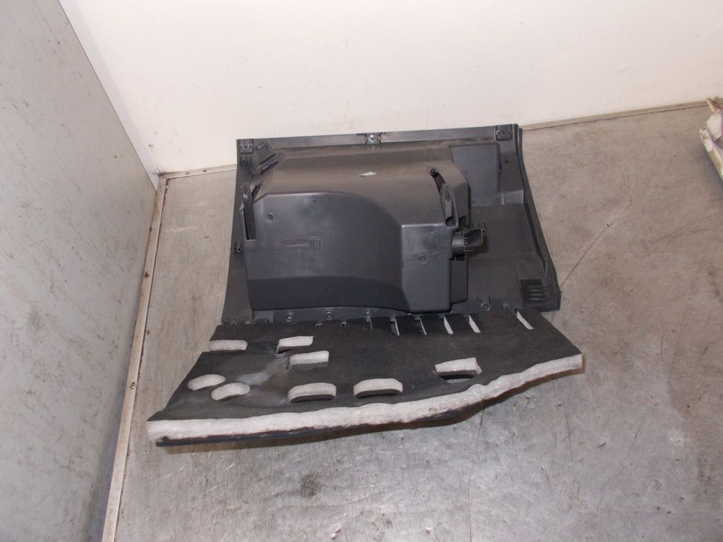 VAUXHALL VECTRA C GLOVE BOX COMPARTMENT 13232676