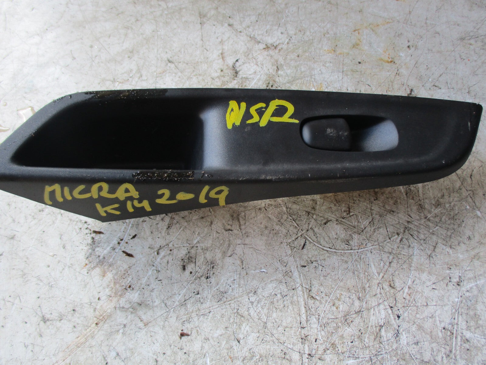 NISSAN MICRA K14 2019 NSF PASSENGERS SIDE FRONT WINDOW SWITCH