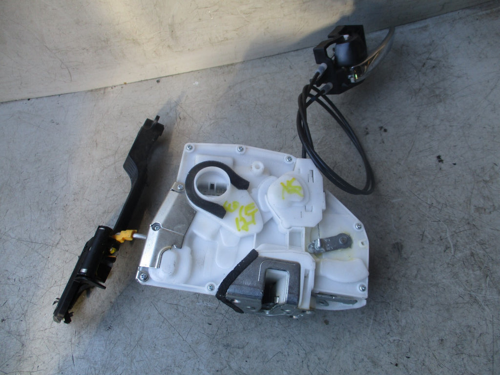 SUZUKI SWIFT MK3 2015 3 DOOR NS PASSENGER SIDE DOOR LOCK MECHANISM 8220269LB2
