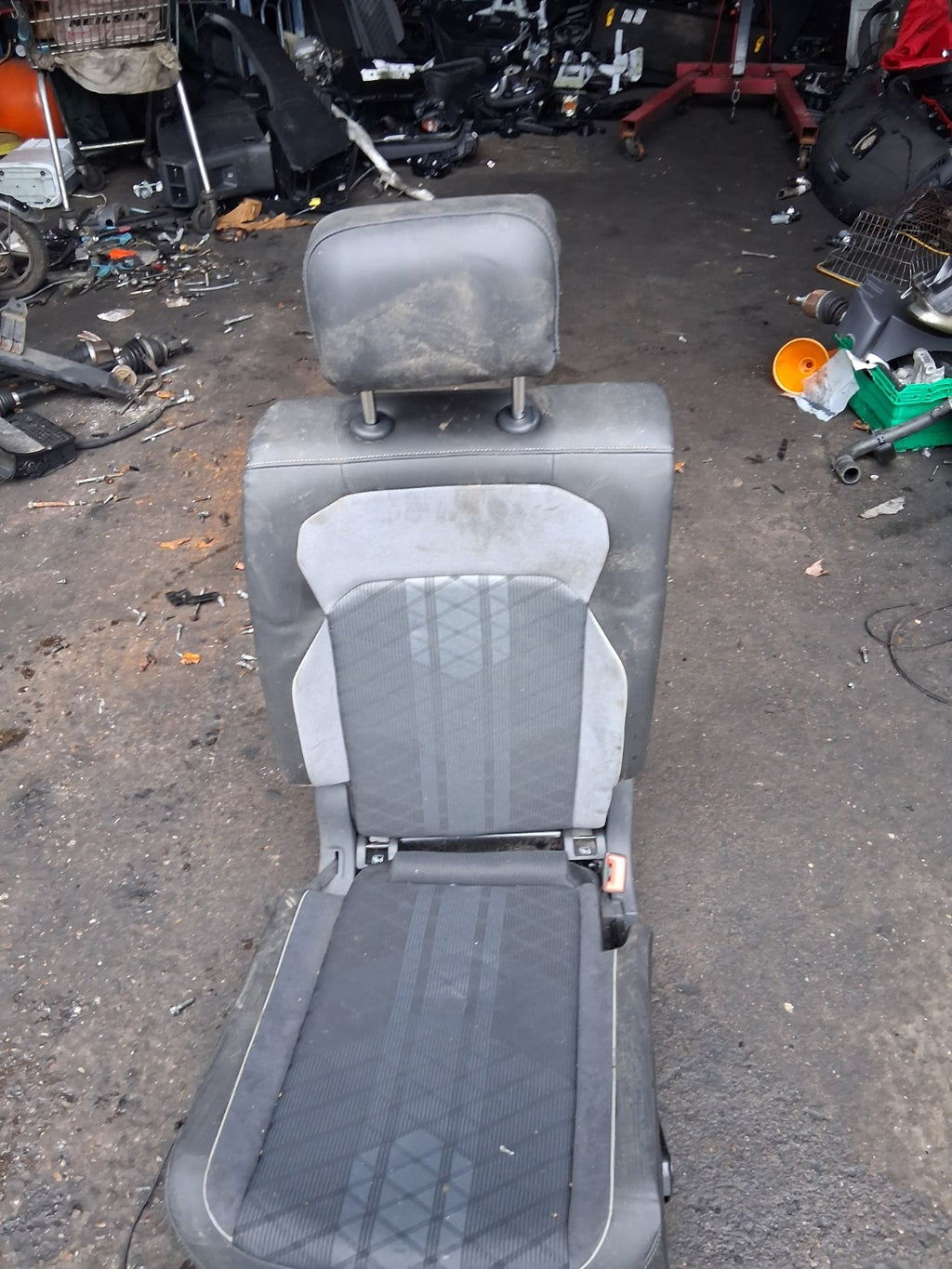 2023 VW VOLKSWAGEN TIGUAN MK2 OSR DRIVER SIDE REAR SINGLE SEAT HALF LEATHER