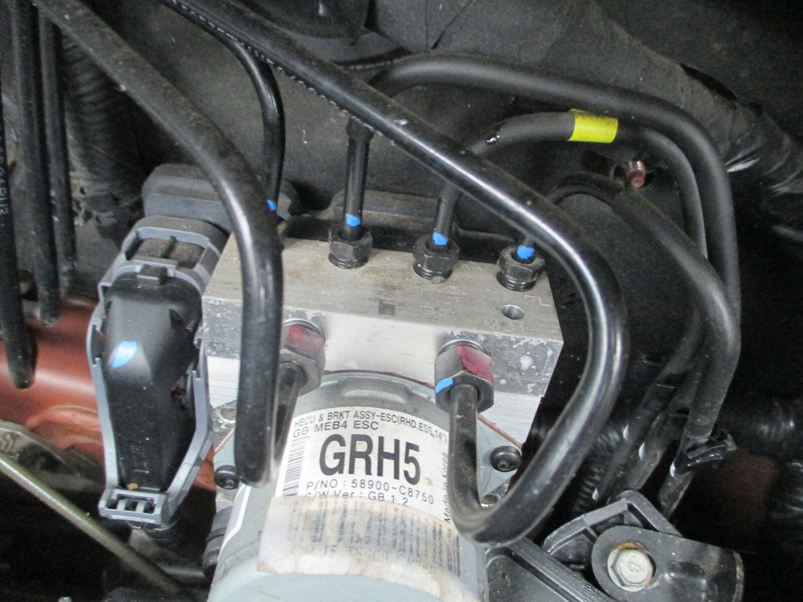 HYUNDAI I20 2015 MK2 1.2 PETROL ABS PUMP & MODULE 58900C8750