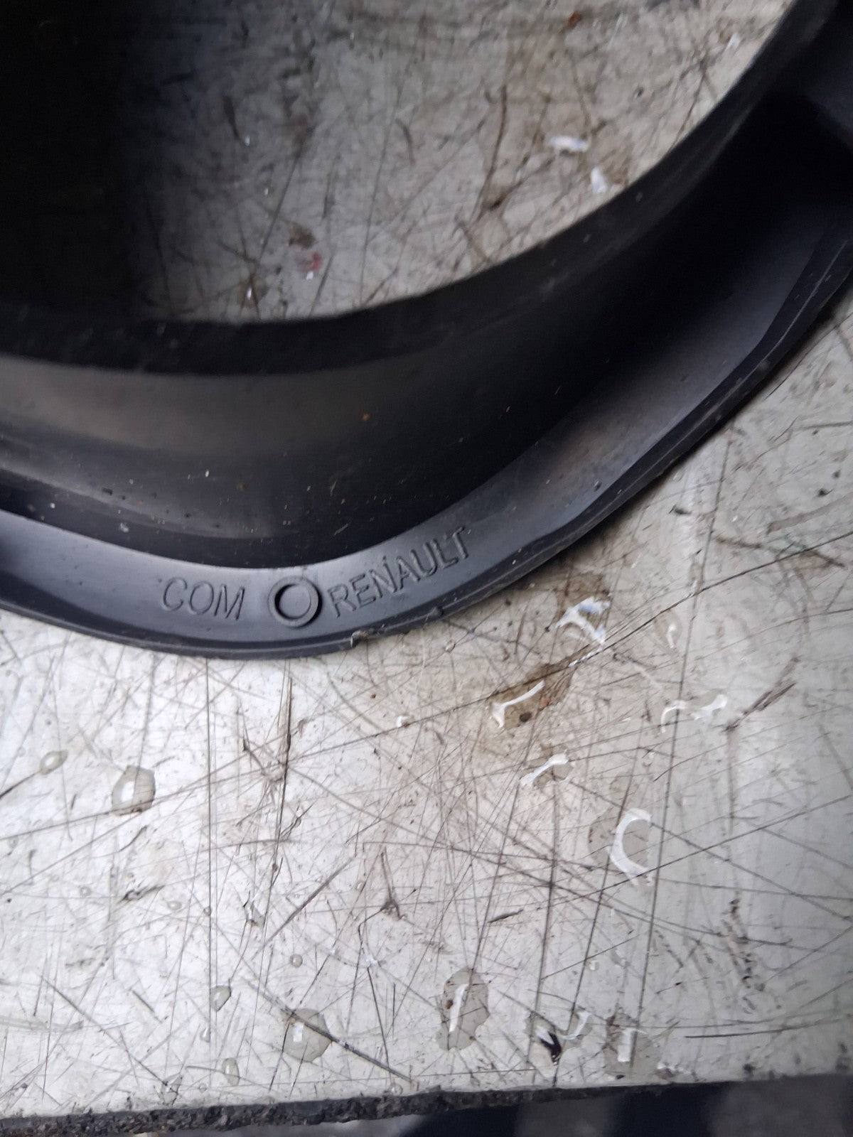 2019 RENAULT MASTER SPEEDO CLOCK SURROUND TRIM 681014127R