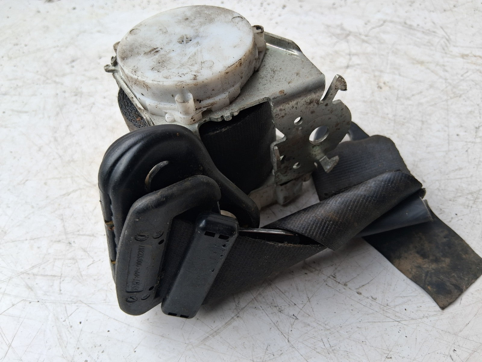 CITROEN C4 CACTUS MK1 NSR REAR PASSENGER LEFT SIDE SEATBELT 34143651A