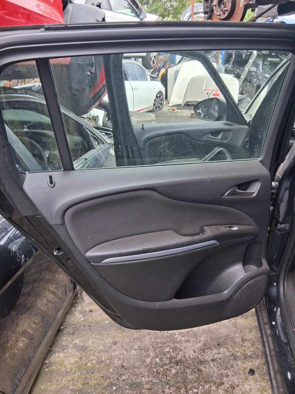 2014 VAUXHALL ZAFIRA TOURER C MK3 NSR PASSENGER SIDE REAR WINDOW GLASS