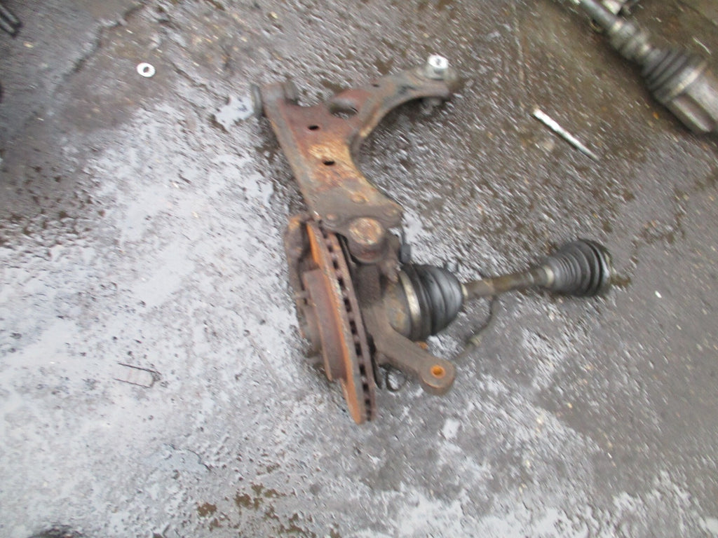 2015 PEUGEOT BIPPER 1.3 DIESEL OSF DRIVER SIDE HUB, DRIVE SHAFT & WISH BONE