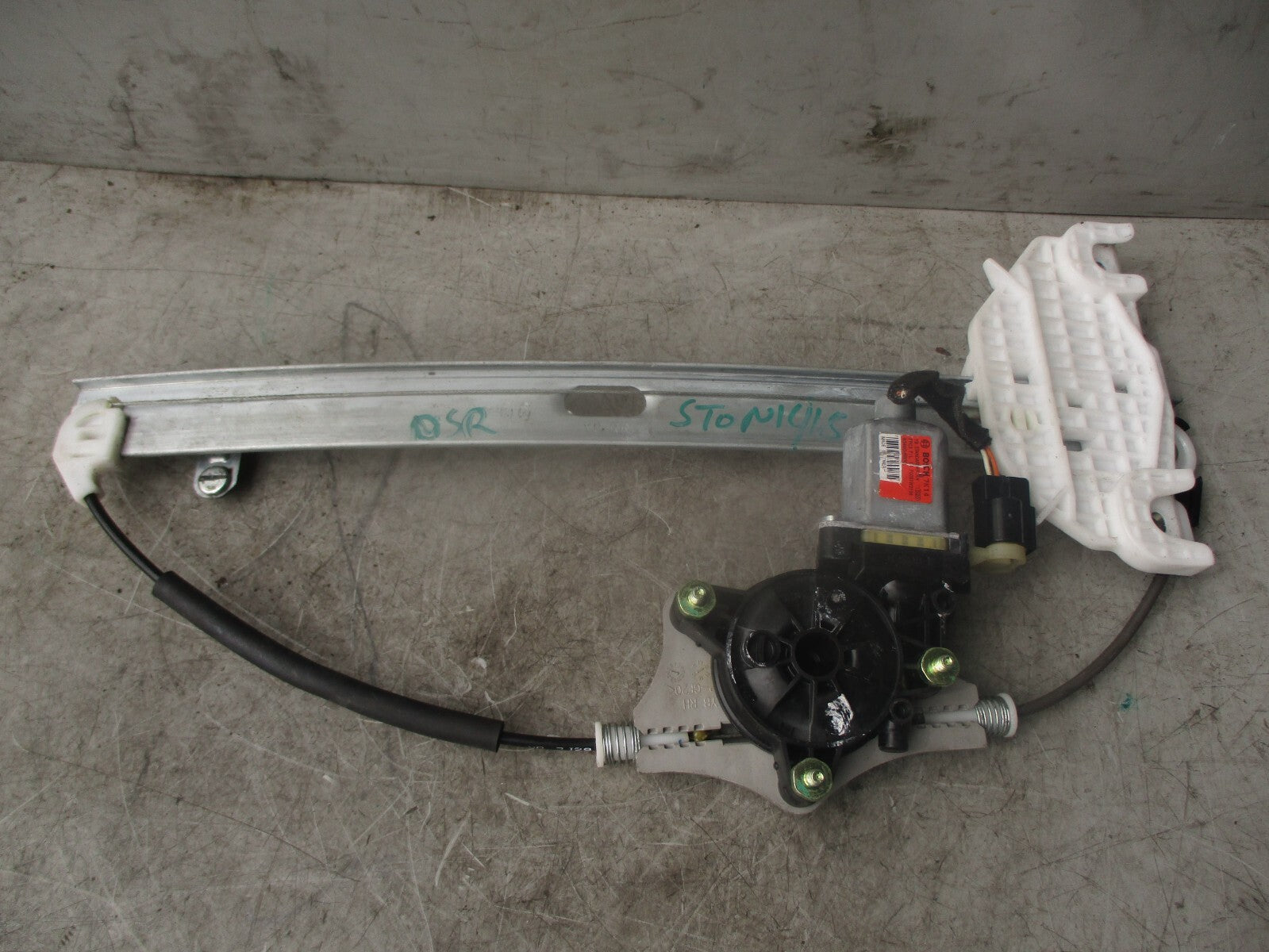 2018 KIA STONIC OSR DRIVER SIDE REAR RIGHT DOOR WINDOW MOTOR & REGULATOR