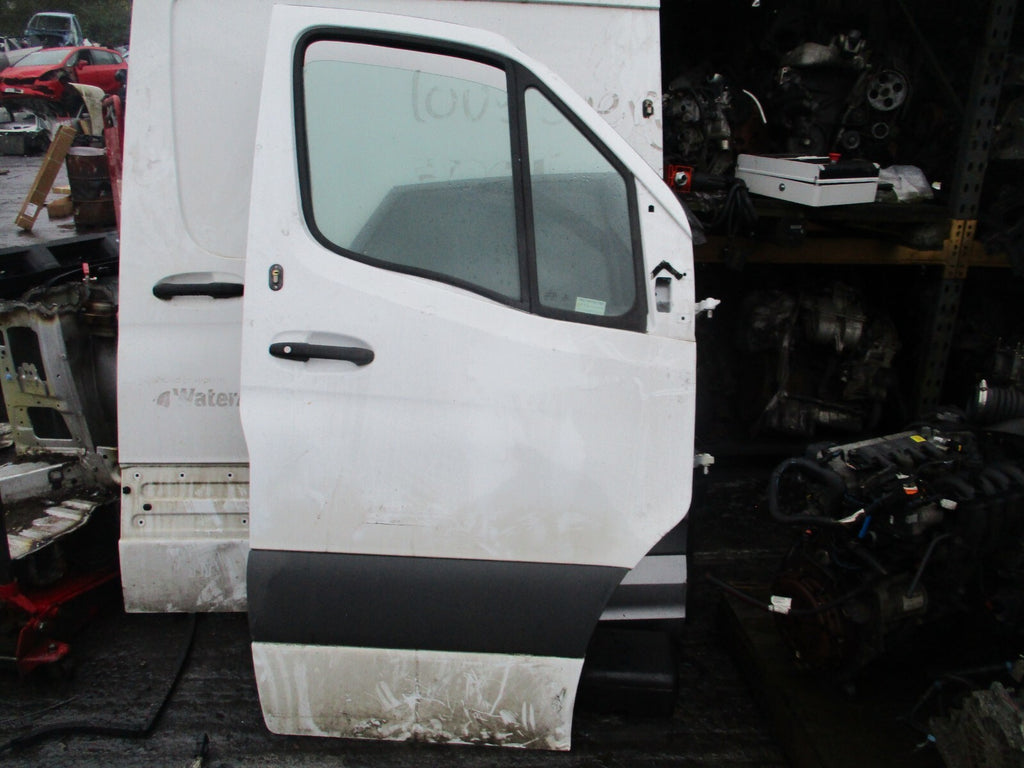 2020 MERCEDES BENZ SPRINTER W907 OSF DRIVER SIDE FRONT BARE DOOR WHITE