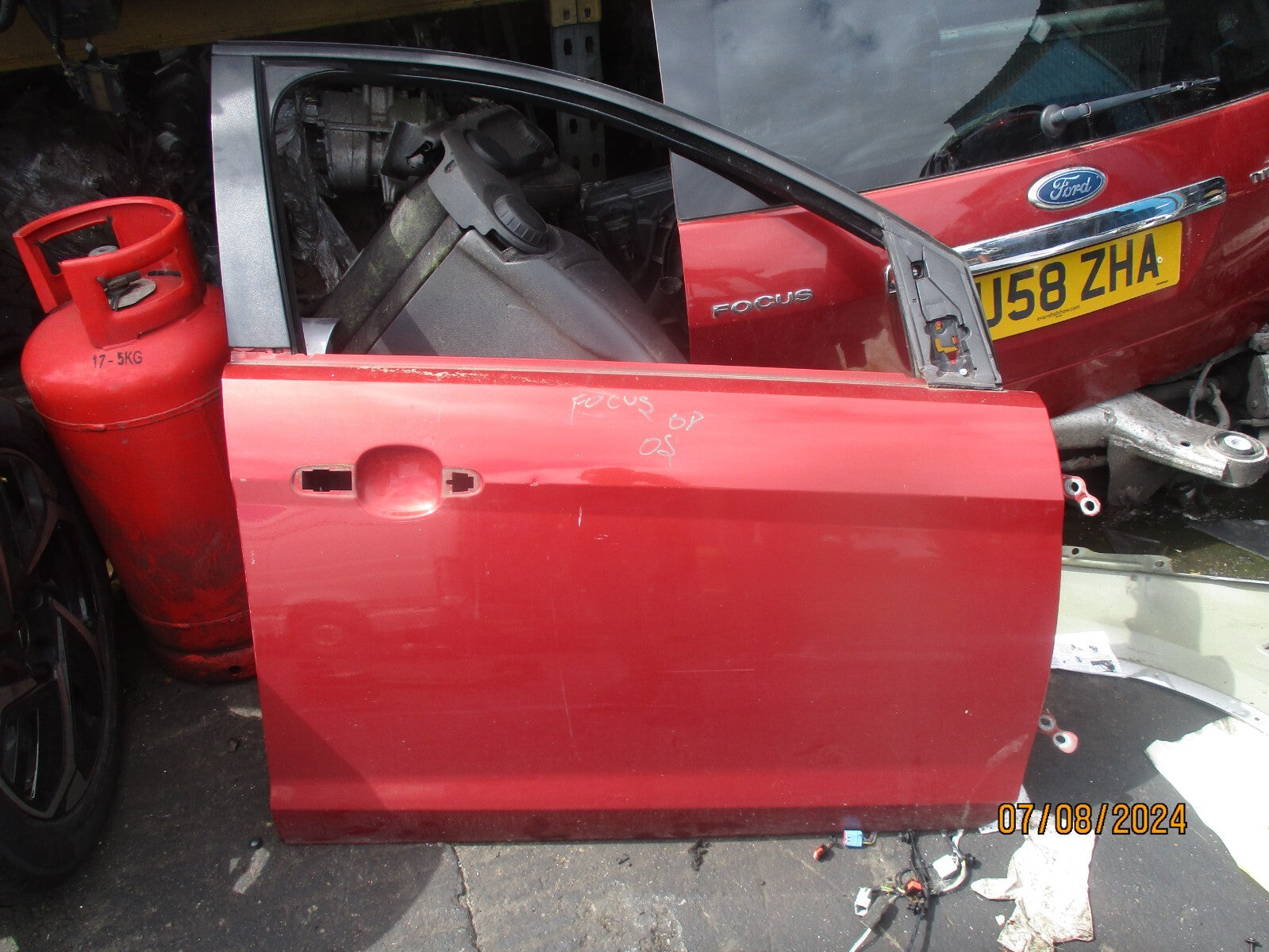 FORD FOCUS MK2 2008 OSF DRIVER SIDE FRONT BARE DOOR RED