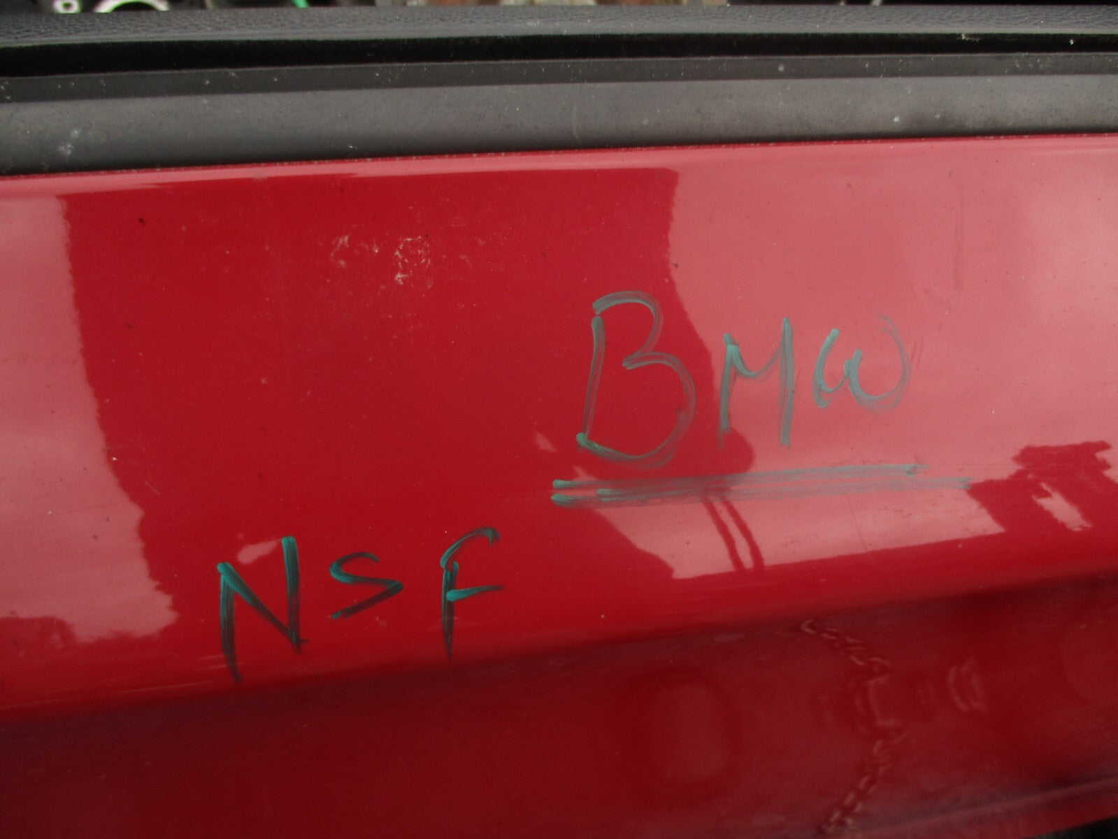 2009 BMW 1 SERIES E82 118D NSF PASSENGER SIDE FRONT LEFT COMPLETE DOOR RED A61
