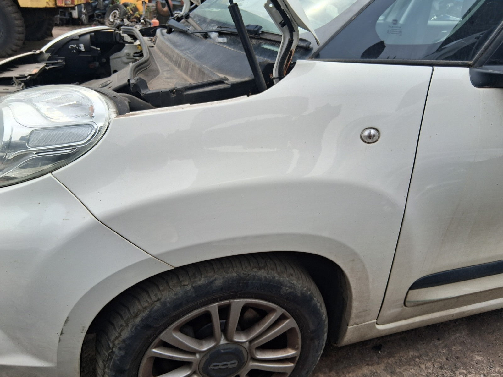 2019 FIAT 500L NSF PASSENGER SIDE FRONT WING PANEL WHITE BIANCO GELATO 934/A