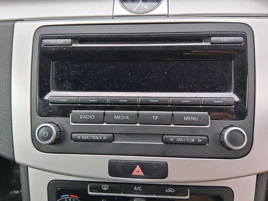2014 VW VOLKSWAGEN PASSAT B7 RADIO CD PLAYER STEREO MULTIMEDIA HEAD UNIT