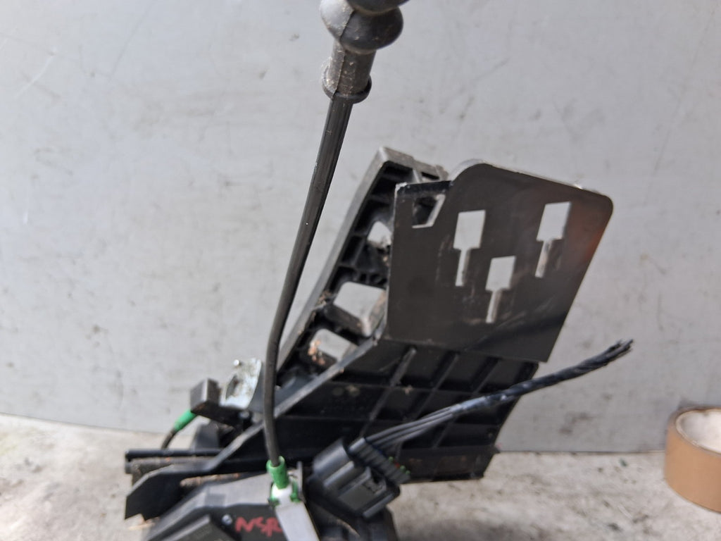 FORD FIESTA MK7 NSR PASSENGER SIDE REAR LEFT DOOR LOCK MECHANISM