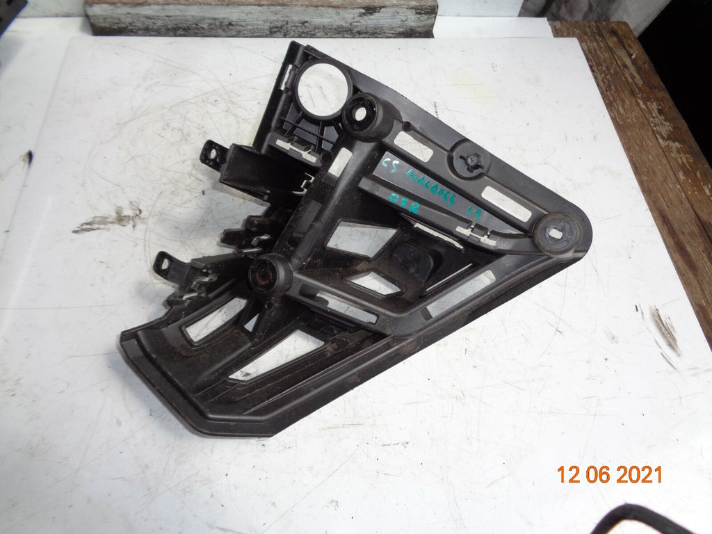 CITROEN C5 AIRCROSS 2019 OSR DRIVER SIDE REAR BUMPER BRACKET PLASTIC TRIM CORNER