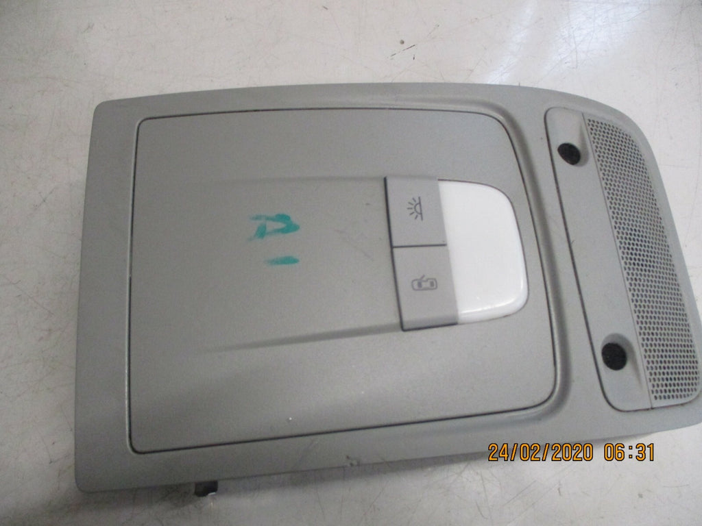AUDI A1 MK1 8X 2017 3 DOOR INTERIOR READING MAP ROOF COURTESY LIGHT 8X0951177A
