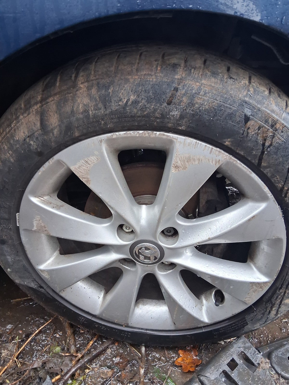 2017 VAUXHALL CORSA E 16 INCH ALLOY WHEEL WITH TYRE 195/55R16