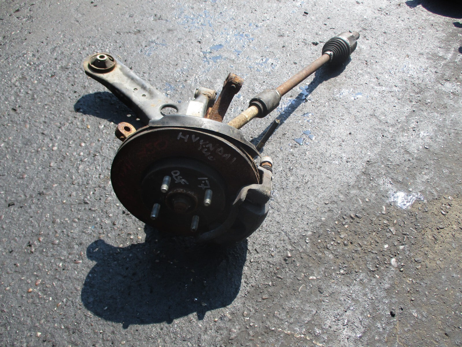 HYUNDAI I40 2012 1.7 CRDI OSF DRIVER SIDE FRONT WHEEL HUB DRIVESHAFT