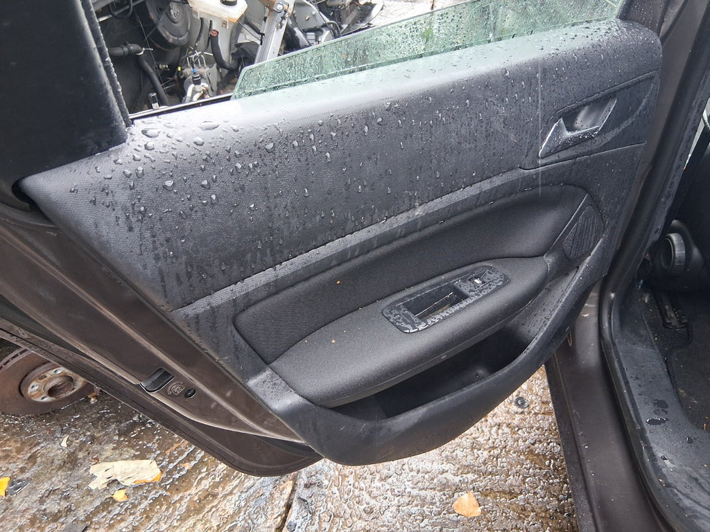 2015 PEUGEOT 308 MK2 ESTATE NSR PASSENGER SIDE REAR LEFT DOOR CARD PANEL