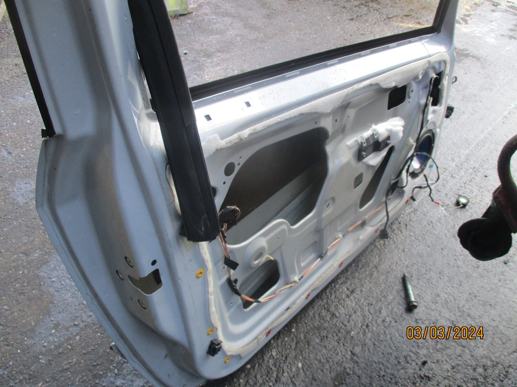 FIAT GRANDE PUNTO EVO 2011 3 DOOR PASSENGER SIDE BARE DOOR SHELL BIANCO RADIOSO