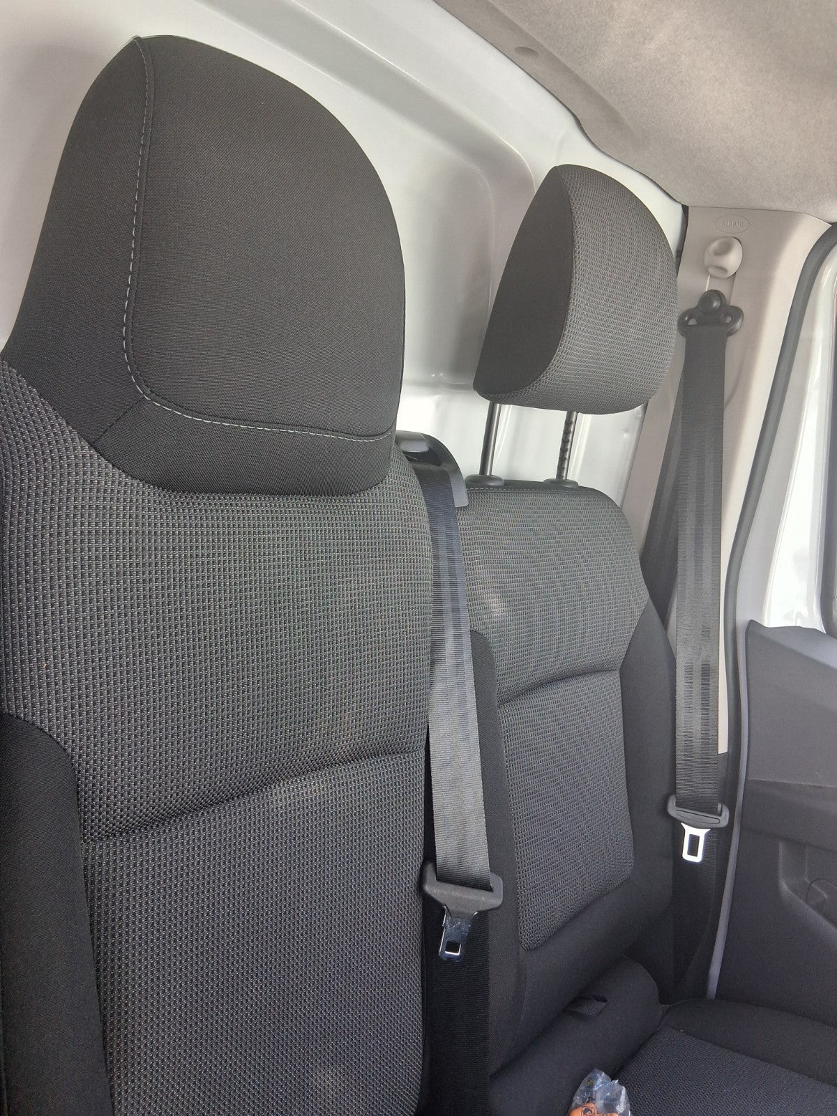 2025 RENAULT TRAFIC X82 MK3 NSF PASSENGER SIDE FRONT LEFT FABRIC COMPLETE SEAT
