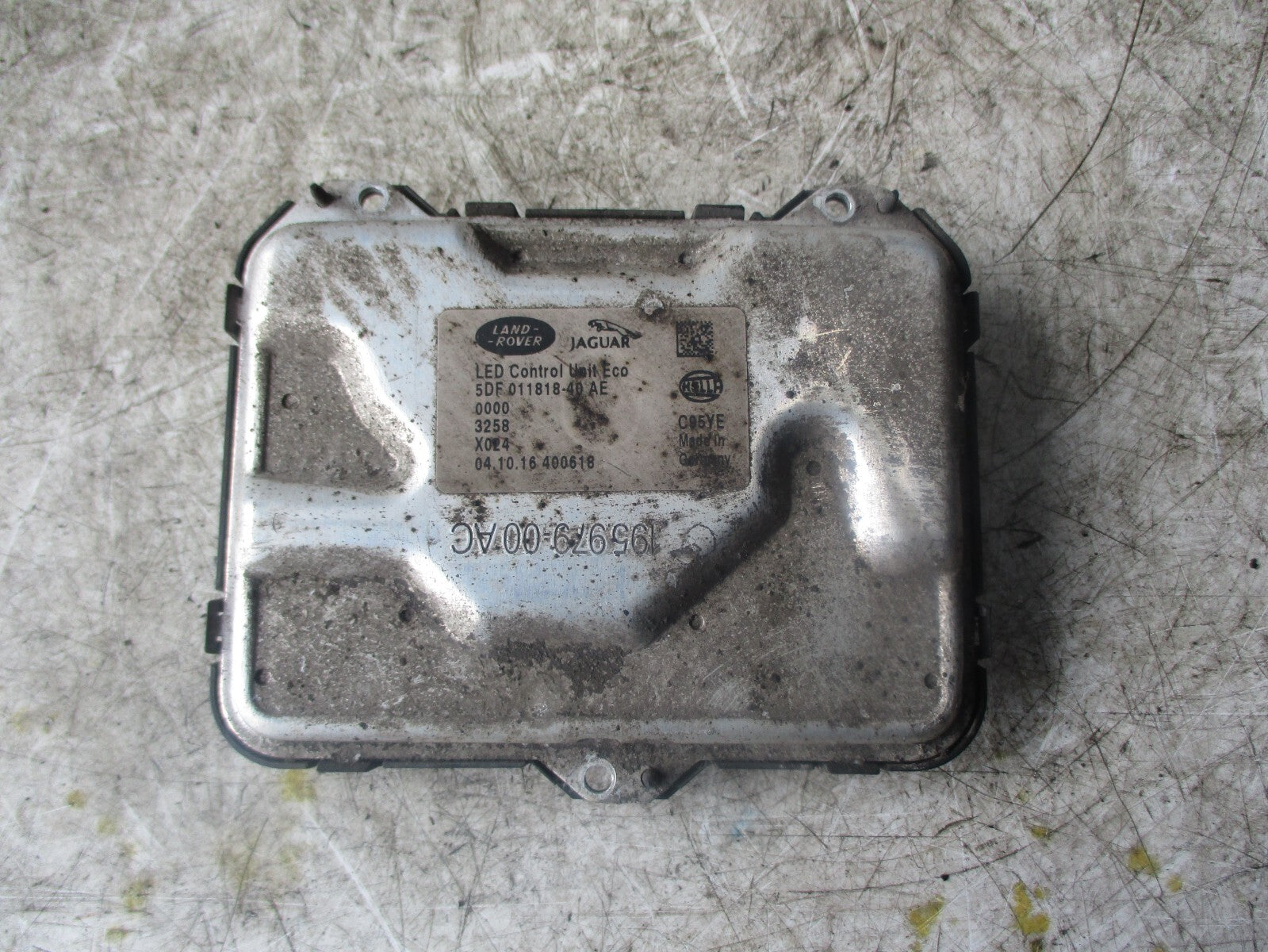 LAND ROVER JAGUAR XF LED HEADLIGHT BALLAST MODULE 19597900AC