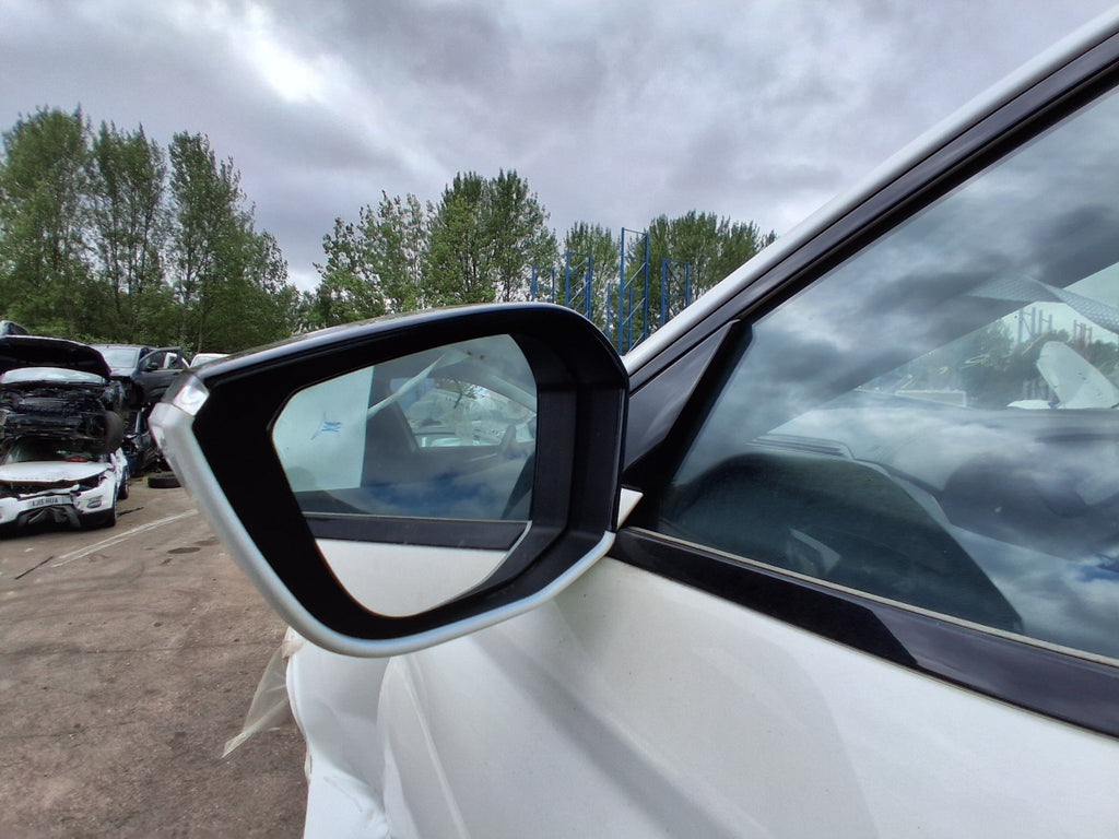 2023 DS DS 4 CROSSOVER NSF PASSENGER FRONT POWERFOLD WING MIRROR PUDDLE LIGHT