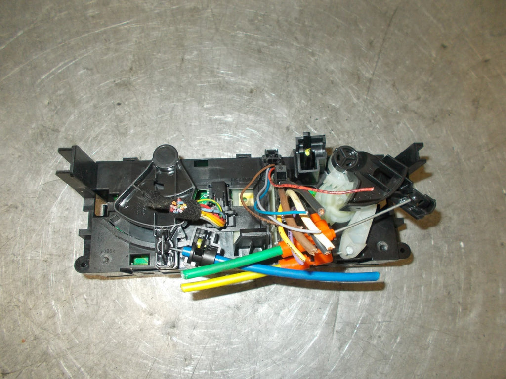 PEUGEOT 207 2006 CLIMATE CONTROL UNIT MODULE 69910004