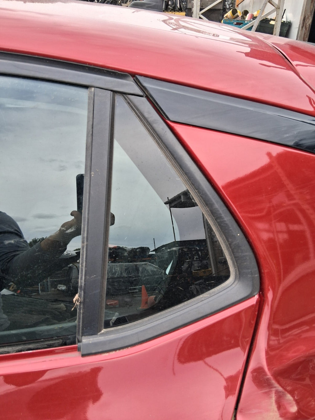 2020 VAUXHALL CORSA F HATCH NSR PASSENGER SIDE REAR QUARTER WINDOW GLASS