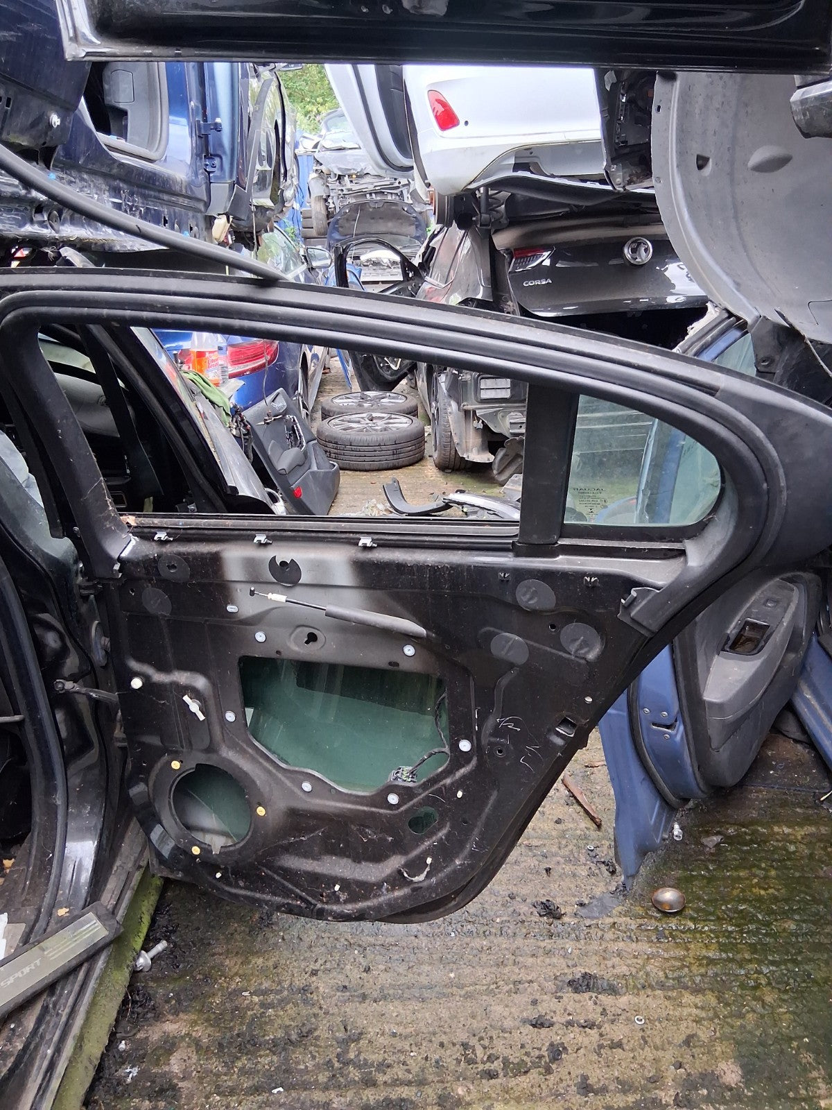 2015 JAGUAR XF X250 FACELIFT OSR DRIVER SIDE REAR RIGHT DOOR SHELL BLACK