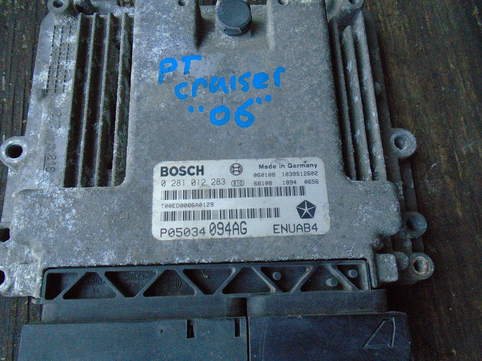 CHRYSLER PT CRUISER 2006 2.2 DIESEL ECU ENGINE CONTROL MODULE UNIT P05034094AG
