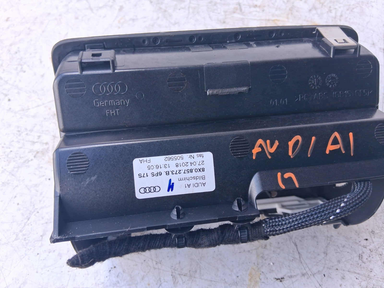 2017 AUDI A1 8X SAT NAV DISPLAY SCREEN 8X0857273B