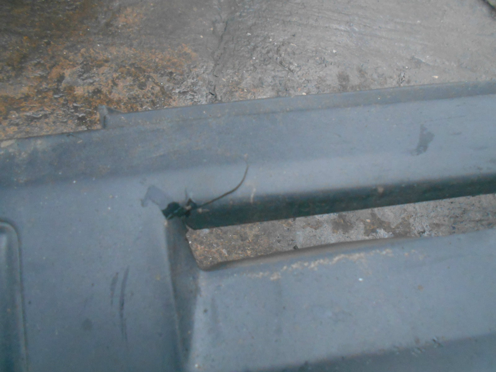 FIAT PUNTO 188 MK2 PRE FACELIFT 2000 FRONT BUMPER BLACK PLASTIC
