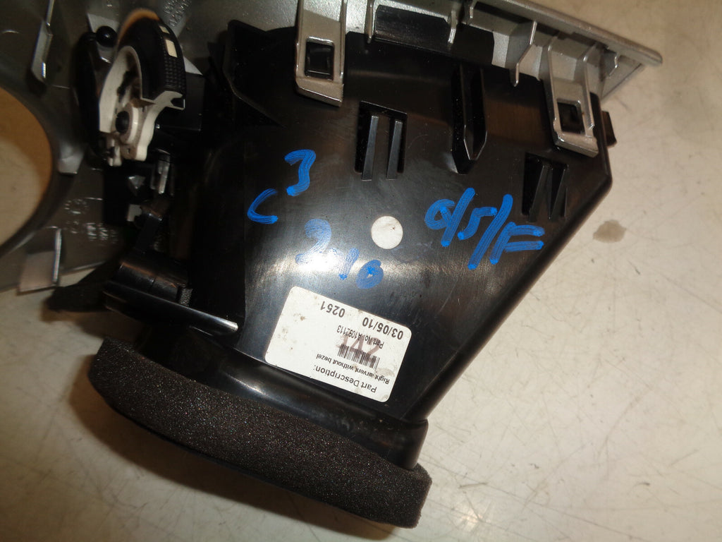 CITROEN C3 MK2 2010 OS DRIVER SIDE DASHBOARD AIR VENT