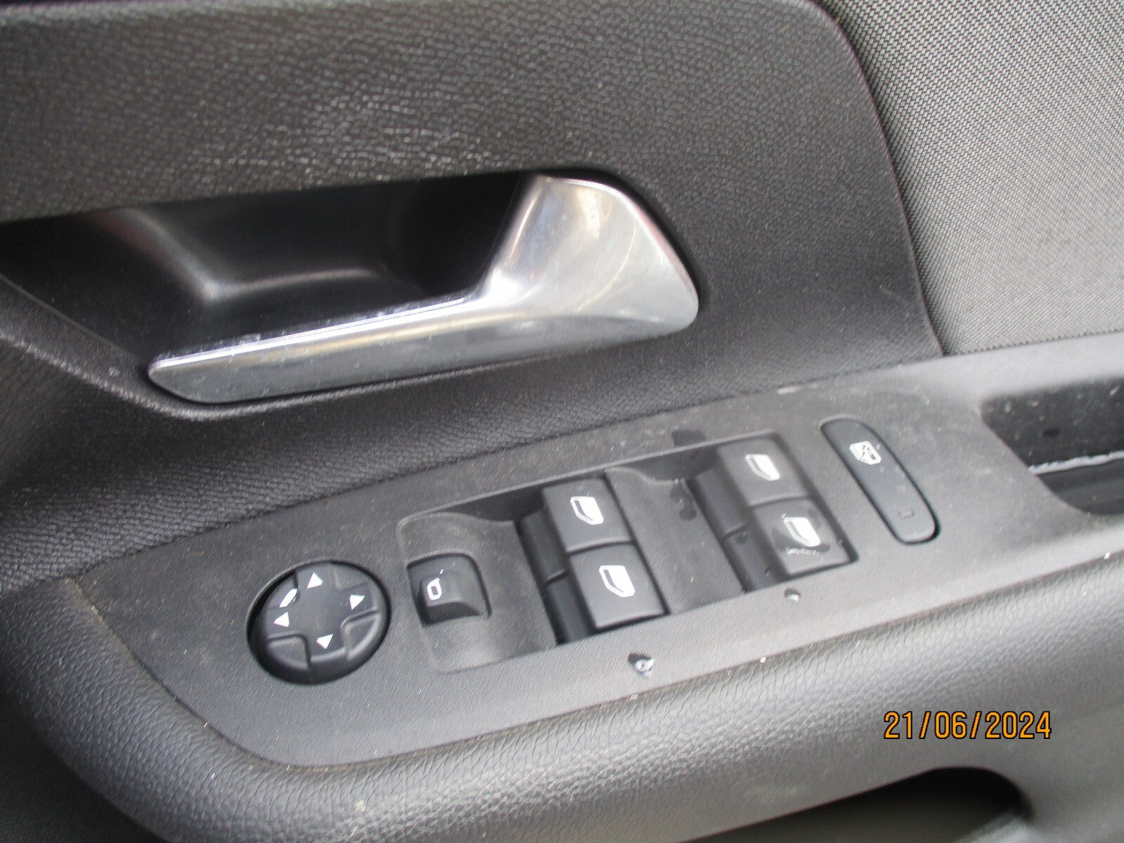 VAUXHALL MOKKA B MK2 2022 OSF DRIVER SIDE FRONT WINDOW CONTROL SWITCH