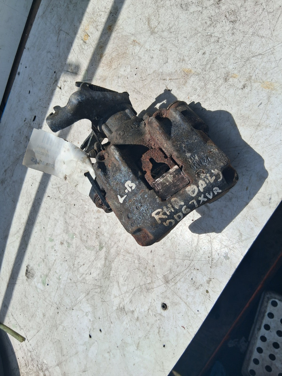 2015 IVECO DAILY MK5 OSR DRIVER SIDE REAR RIGHT BRAKE CALIPER